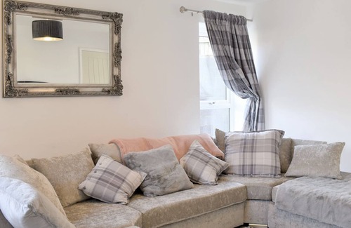 Pen-y-sarn Cabaña | 3 bedroom accommodation in Penysarn