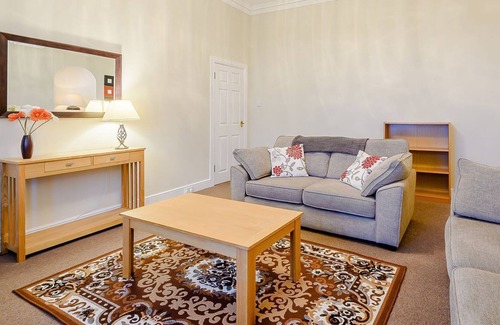 Rothesay Cabaña | 3 bedroom accommodation in Port Bannatyne, near Rothesay