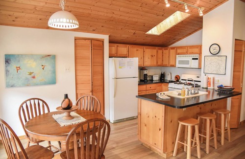 Red River Cabina | 3 bedroom accommodation in Red River