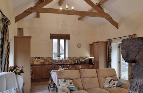 Crynant Cabaña | Alojamiento de 3 habitaciones en Middleton, near Swansea