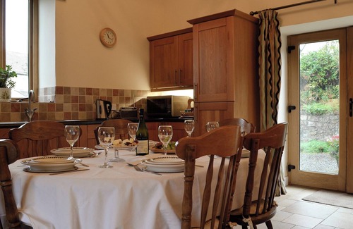 Crynant Cabaña | Alojamiento de 3 habitaciones en Middleton, near Swansea