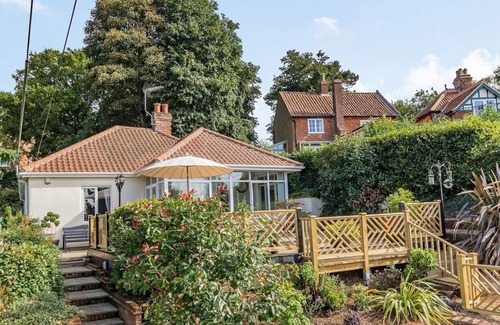 Irstead Cabaña | 3 bedroom accommodation in Belaugh, near Wroxham