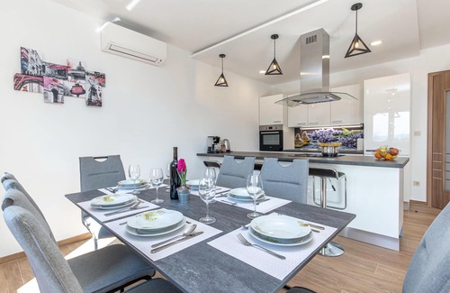 Zurkovo Apartamento | Alojamiento de 3 habitaciones en Kostrena
