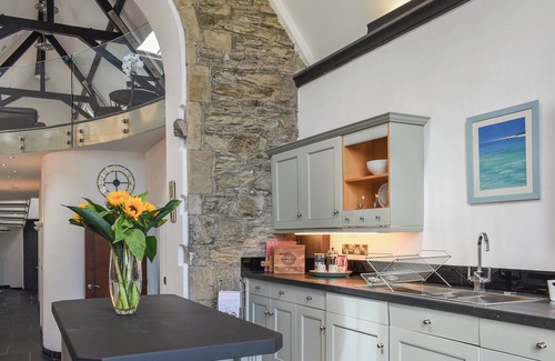 Amlwch Cabaña | A wonderful opportunity to stay in a beautifully converted chapel.