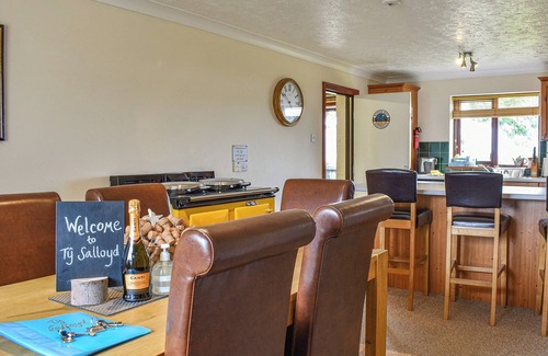 Bodorgan Cabaña | 3 bedroom accommodation in Bethel