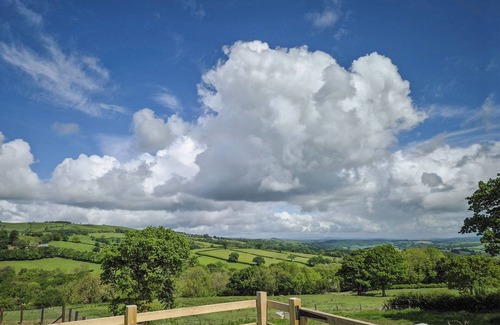 Newtown Cabaña | 3 bedroom accommodation in Pentre