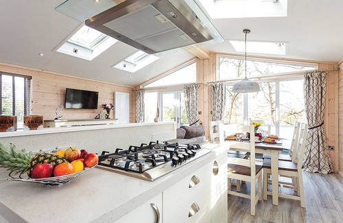 Ryde Chalet De Esquí | Alojamiento de 3 habitaciones en Wootton Bridge, Nr Cowes