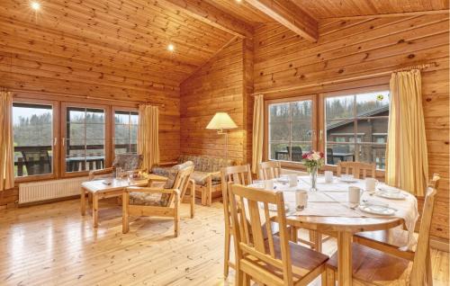 Fehrenbach Casa | 3 Bedroom Amazing Home In Masserberg