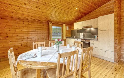 Fehrenbach Casa | 3 Bedroom Amazing Home In Masserberg
