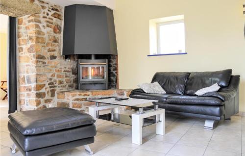 Vasteville Casa | 3 Bedroom Amazing Home In La Hague
