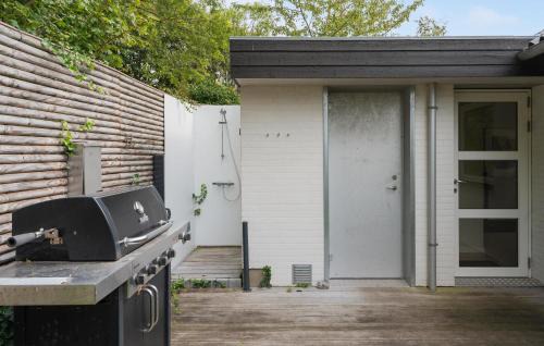 Lundby Casa | 3 Bedroom Amazing Home In Lundby