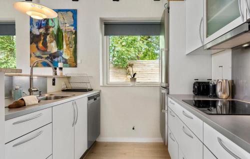 Lundby Casa | 3 Bedroom Amazing Home In Lundby