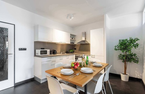 Karlin Apartamento | 3 bedroom apartment near center of Prague