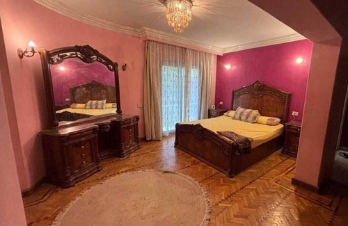 Al-Khalifa Apartamento | 3-bedroom apartment in cool Cairo Governorate with WiFi, AC