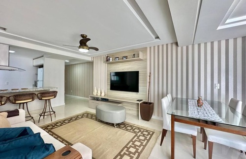 Capao da Canoa Apartamento | 3 bedroom apartment close to the sea, next to Bassani square.