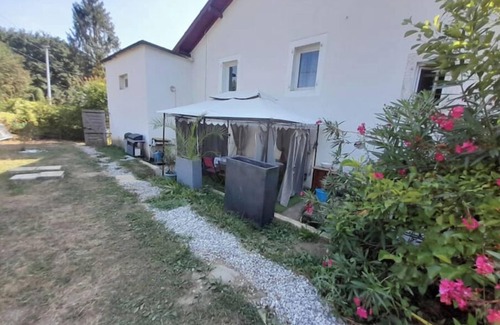 Baigts-de-Bearn Casa | 3-bedroom apartment for 8 people
