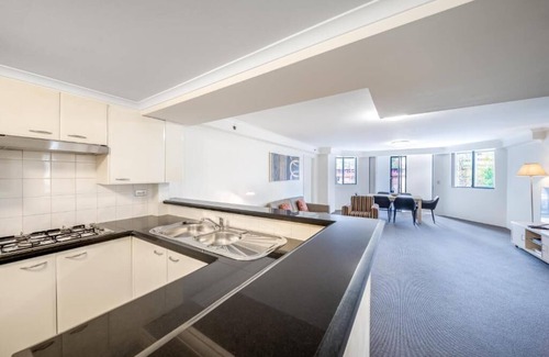 Surry Hills Apartamento | 3 Bedroom Apartment @Castlereagh Street, Sydney CBD