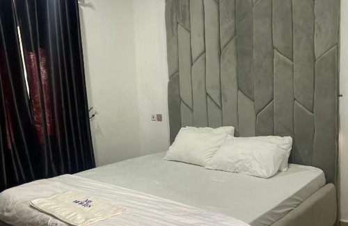 Enugu Apartamento | 3 bedroom apartment furnished Mjhomes