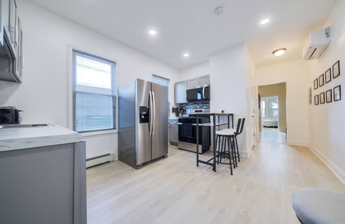 Elizabeth Apartamento | 3-bedroom apartment in lovely Elizabeth with WiFi, AC