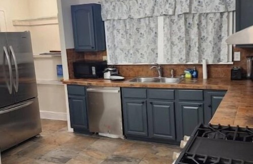 Vauxhall Apartamento | 3-bedroom apartment in marvelous Maplewood with WiFi, AC