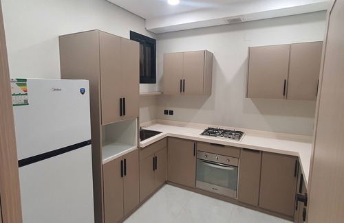 Abha Apartamento | 3-bedroom apartment in - Abha/Un piso en Abha - Arabia Saudí- Hablamos español.