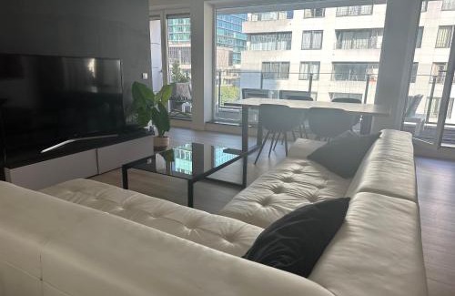 Rogier Apartamento | 3 Bedroom Apartment in City Center with Balcony View