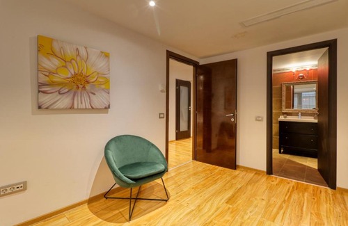 Sector 1 Apartamento | 3 Bedroom Apartment in Herastrau Area