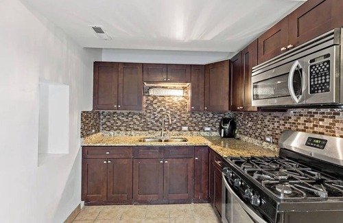 The Gap Apartamento | 3-bedroom apartment in phenomenal Chicago with WiFi, AC