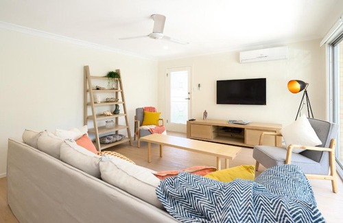 Main Beach Apartamento | 3 Bedroom Apartment Minutes from Main Beach