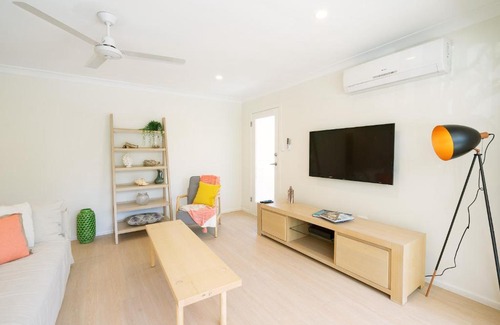 Main Beach Apartamento | 3 Bedroom Apartment Minutes from Main Beach