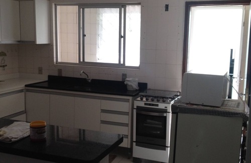 Centro Apartamento | Ajuste 3 dormitorios cerca de HAVAN / Av Brasil / prox. mar 11 personas
