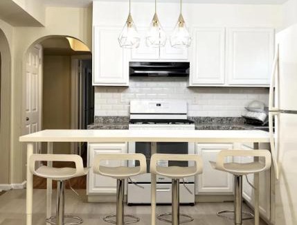 Valley Stream Apartamento | 3 Bedroom Apartment