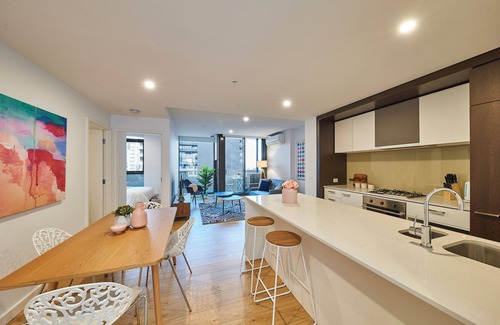 Southbank Apartamento | 3-Bedroom Apartment: Walk to Eureka Skydeck, Crown Casino, Queen Victoria Garden