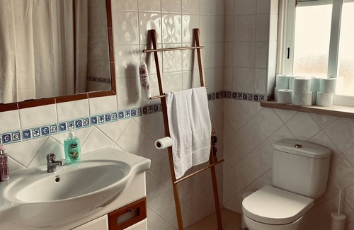 Mafra Apartamento | 3 bedroom apartment with sea view, swimming pool & BBQ, 4 balconies