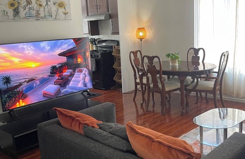 North Redondo Apartamento | 3-Bedroom Apt - Heart of Redondo Beach. Near LAX/Northrup/Hospital/Forum/Sofi