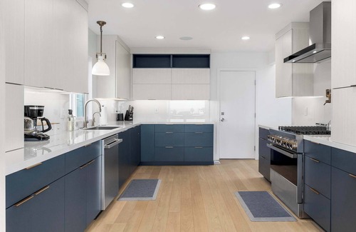 Aptos Casa | 3 bedroom Aptos Home With Ocean View!