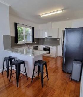 Montello Apartamento | 3 bedroom Art Deco home with modern features