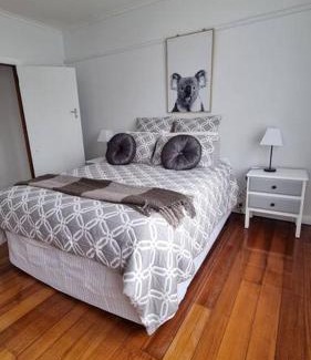 Montello Apartamento | 3 bedroom Art Deco home with modern features
