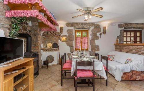Milcetici Apartamento | 3 Bedroom Awesome Apartment In Malinska