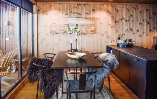 Atra Apartamento | 3 Bedroom Awesome Apartment In Rjukan