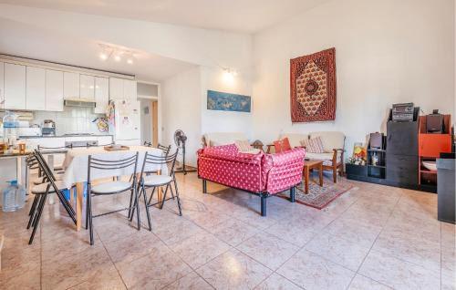 Can Carbonell Casa | 3 Bedroom Awesome Home In Can Carbonell