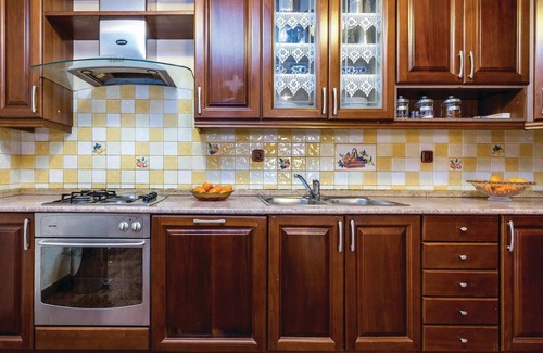 Praputnjak Casa | Impresionante casa de 3 dormitorios en.