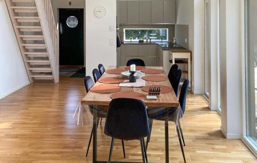 Borrby Casa | 3 Bedroom Awesome Home In Borrby