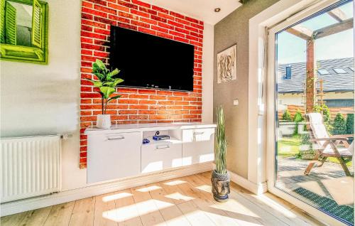gmina Kobylanka Casa | 3 Bedroom Awesome Home In Zieleniewo