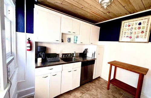 Pass-a-Grille Casa | 3-Bedroom Beachfront Home “Con La Marea” - Fall Promotion Rates