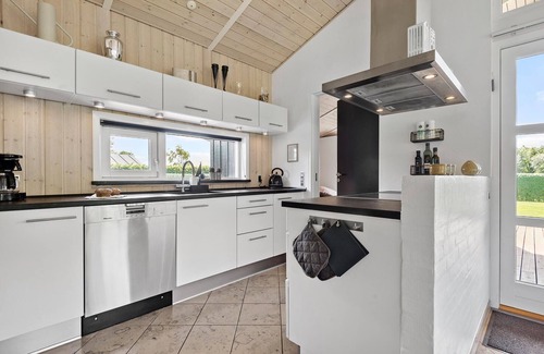 Bork Havn Casa | Preciosa casa en Hemmet con cocina