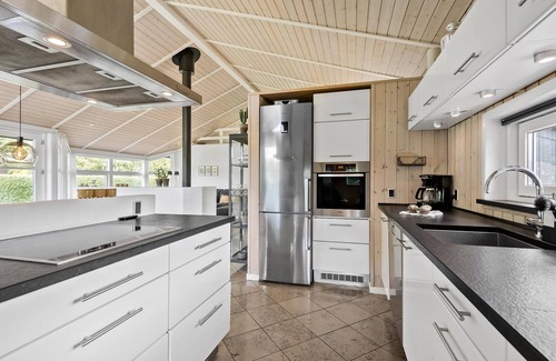 Bork Havn Casa | Preciosa casa en Hemmet con cocina