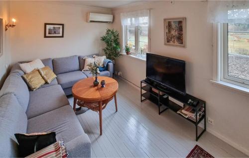 Grimstad Casa | 3 Bedroom Beautiful Home In Fevik