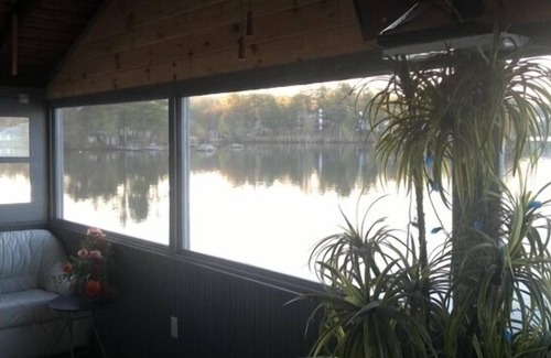 Laconia Cabaña | Casa de botes de 3 habitaciones en Paugus Bay Lake Winnipesaukee