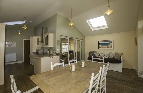 Rhosneigr Casa | Bungalow de 3 habitaciones con gran jardín, paseo a las playas de arena y al pueblo